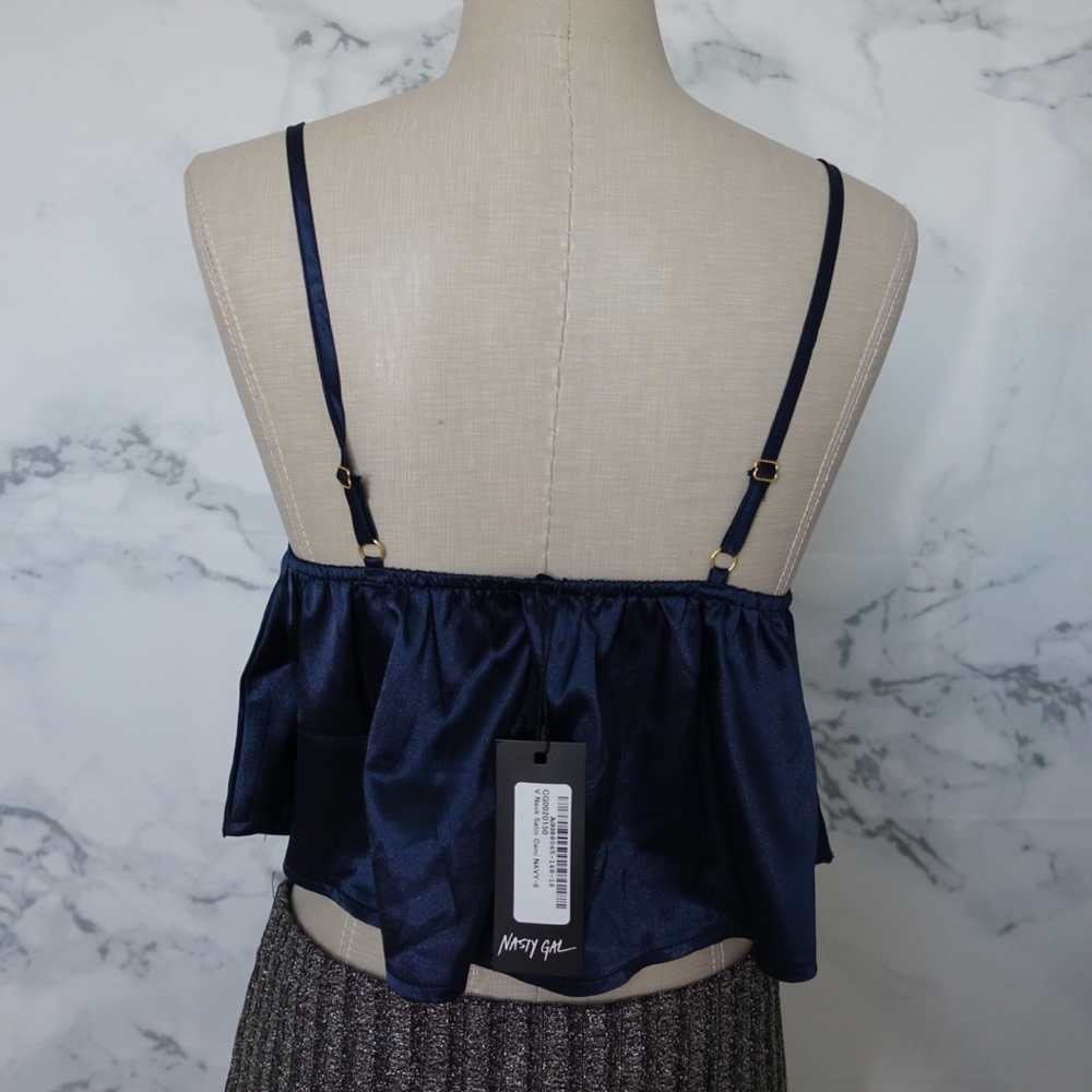 Nasty gal blue flows crop top